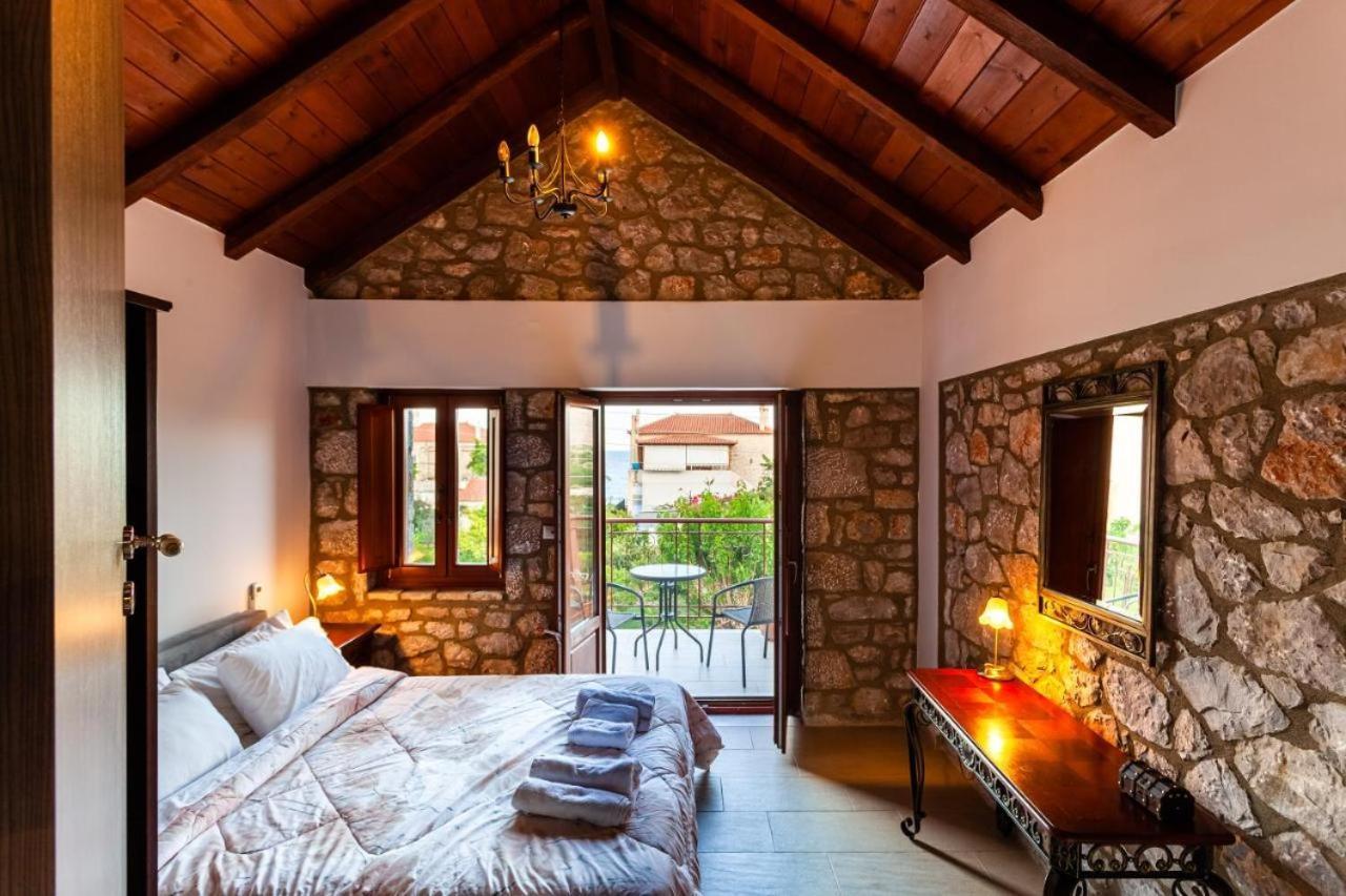 Stone Villas Dukes Parálion Ástros Esterno foto